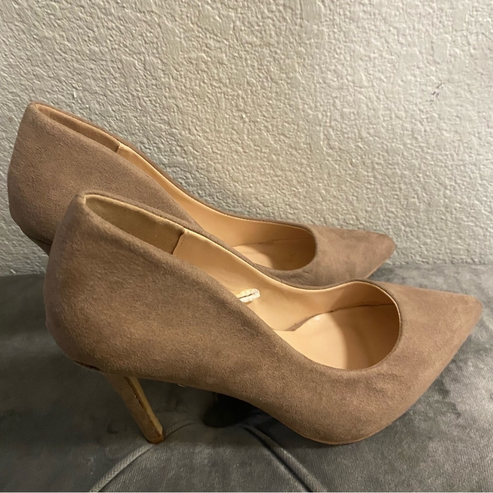 EUC Madden Girl MACI Suede Women's Heels - Size 7M - Picture 2 of 9